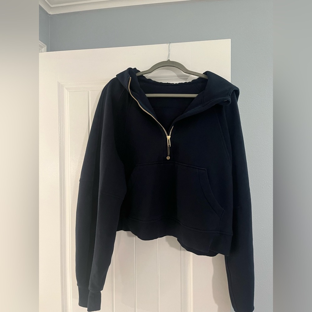 Lululemon Scuba half zip